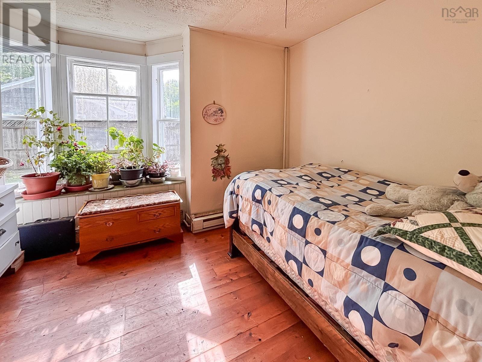 57 King Street, Bridgewater, Nova Scotia  B4V 1A1 - Photo 36 - 202522858
