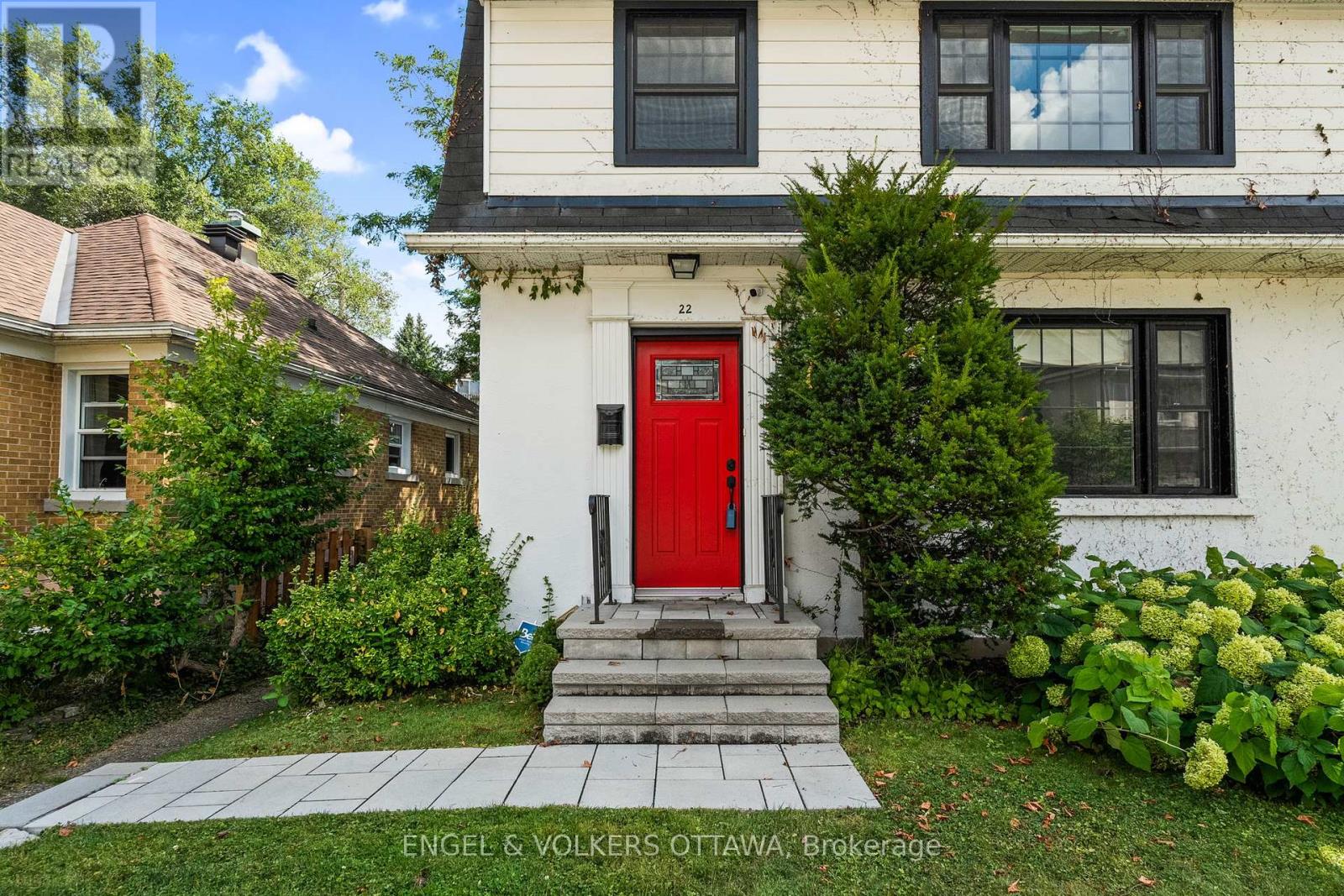 Property at 22 MOUNT PLEASANT AVENUE image 3