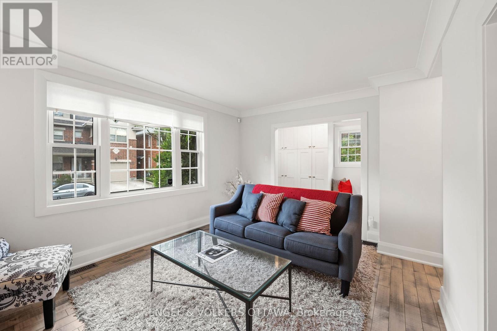 22 Mount Pleasant Avenue, Ottawa, Ontario  K1S 0L8 - Photo 8 - X12393388