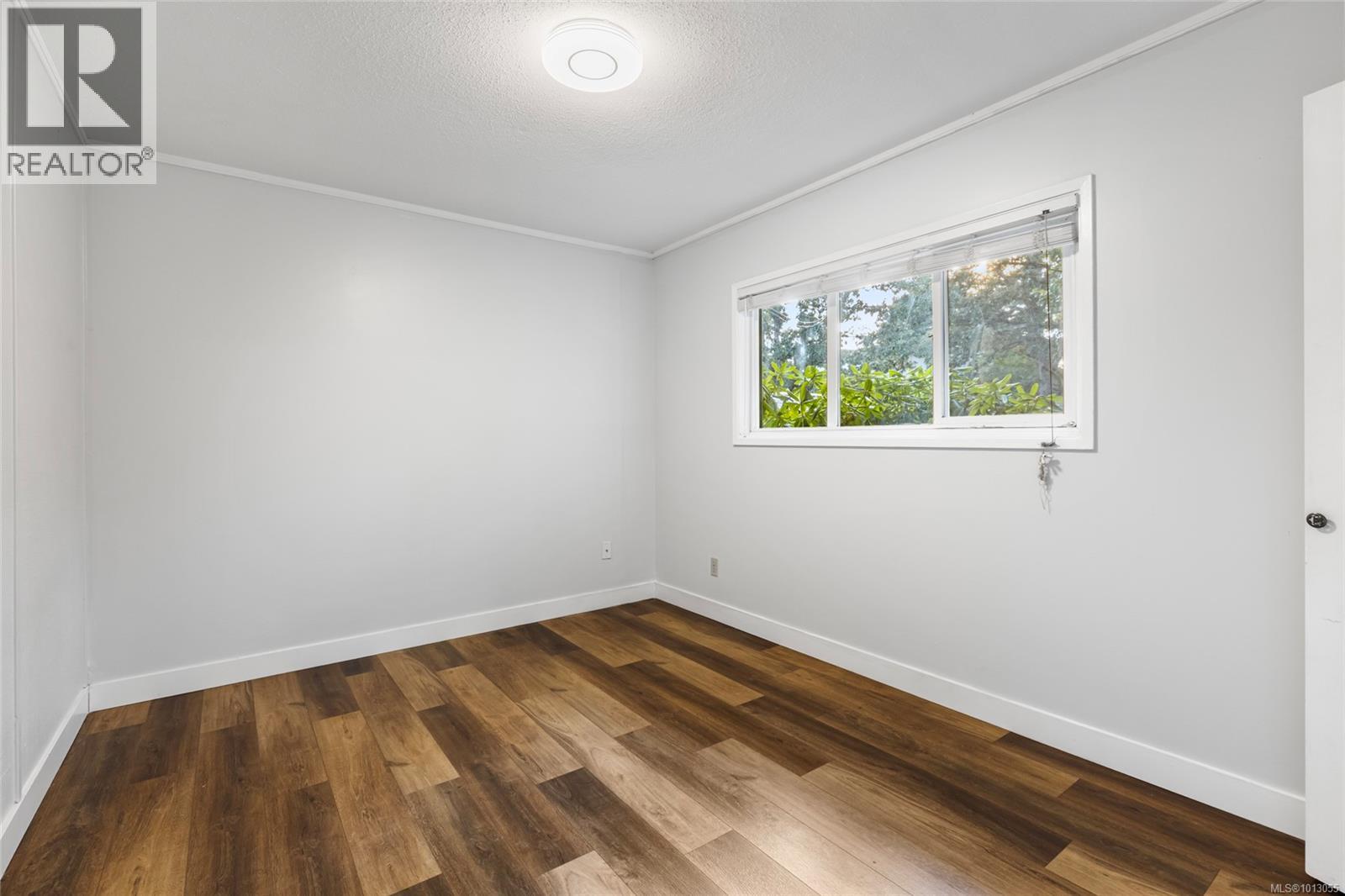 4037 Zinnia Rd, Saanich, British Columbia  V8Z 4W2 - Photo 20 - 1013055