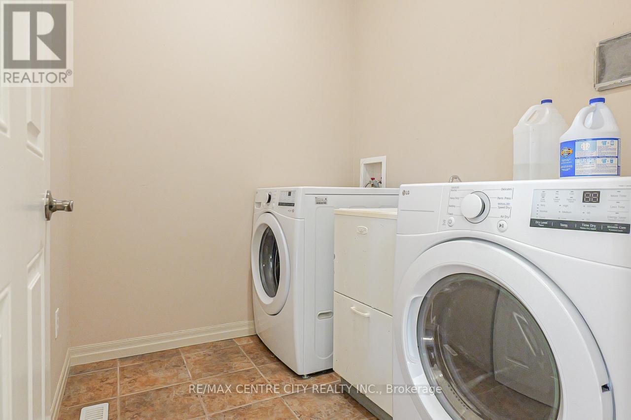2024 Pennyroyal Street, London North, Ontario  N5X 0E5 - Photo 19 - X12378307