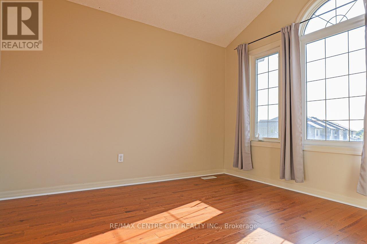 2024 Pennyroyal Street, London North, Ontario  N5X 0E5 - Photo 22 - X12378307
