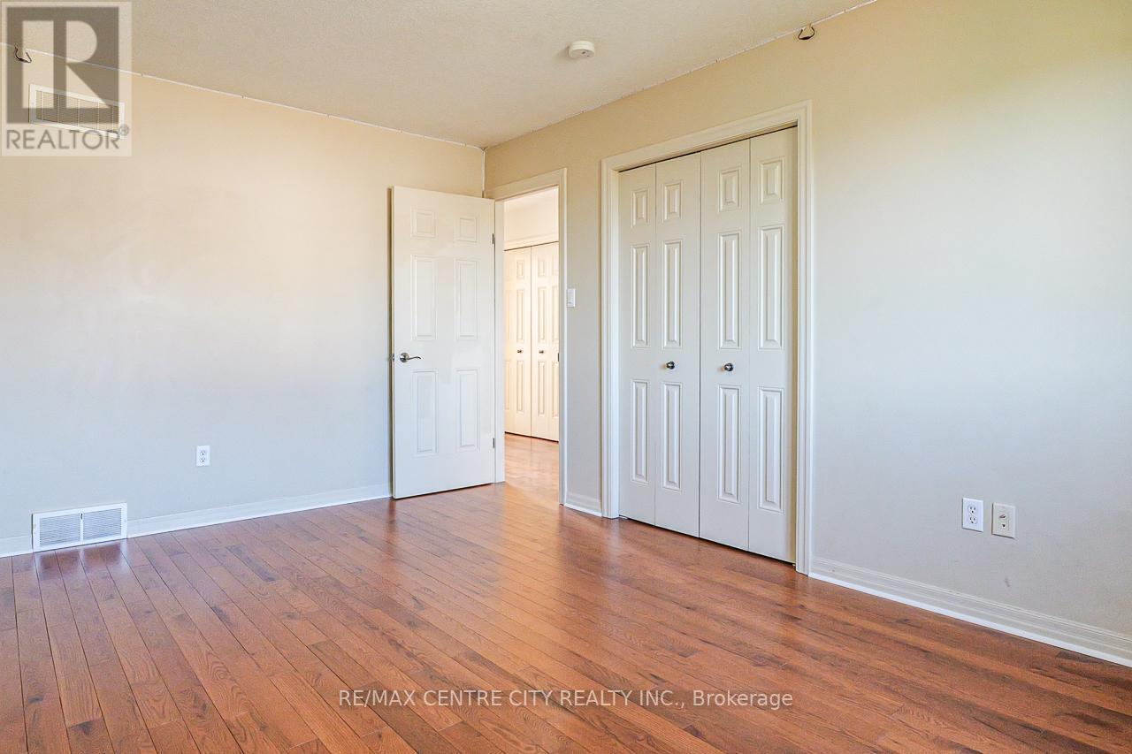 2024 Pennyroyal Street, London North, Ontario  N5X 0E5 - Photo 41 - X12378307