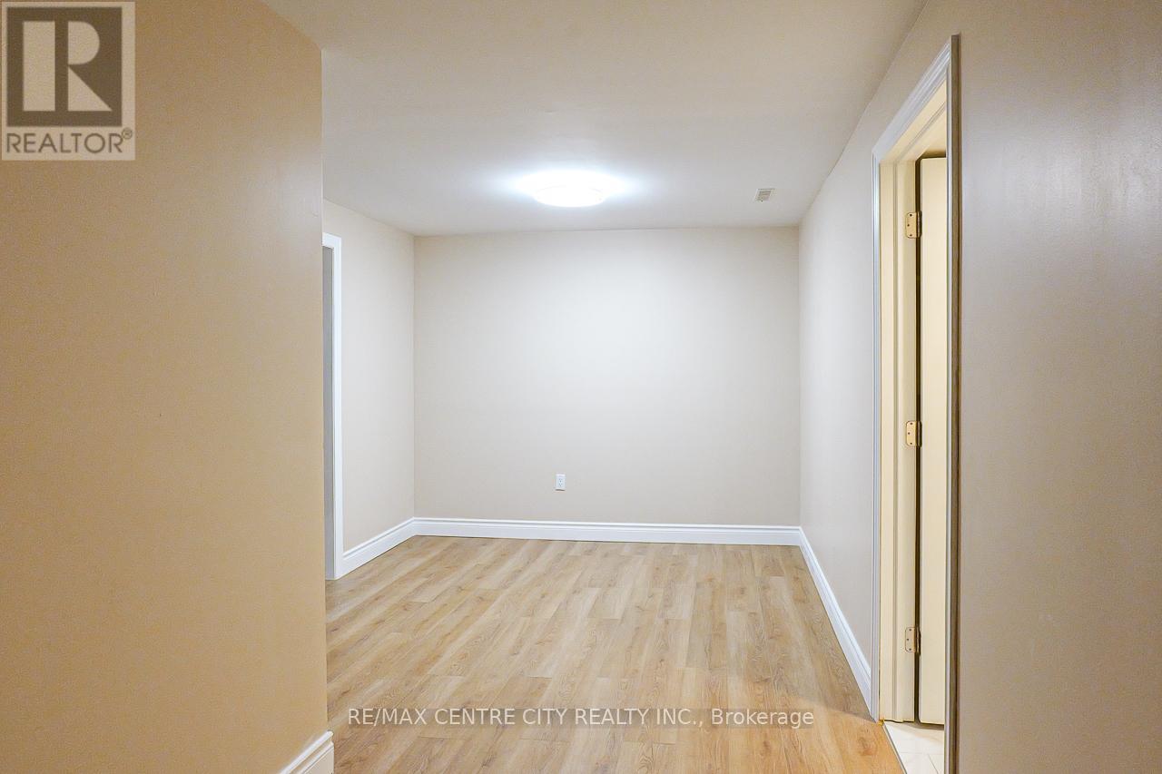 2024 Pennyroyal Street, London North, Ontario  N5X 0E5 - Photo 45 - X12378307