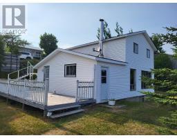 9 Water Front Road, Roberts Arm, Ca