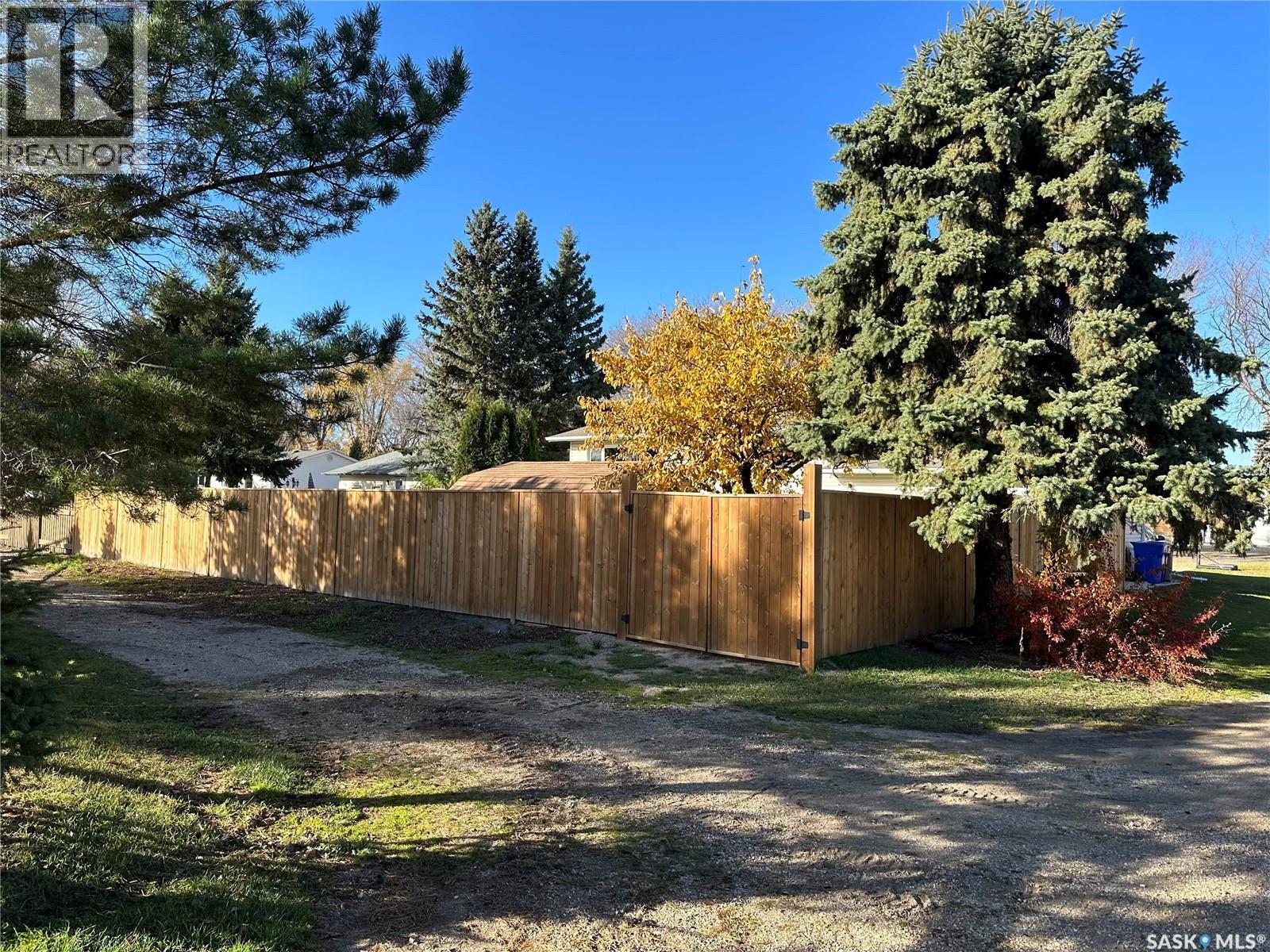 114 Garvin Crescent, Canora, Saskatchewan  S0A 0L0 - Photo 38 - SK017848