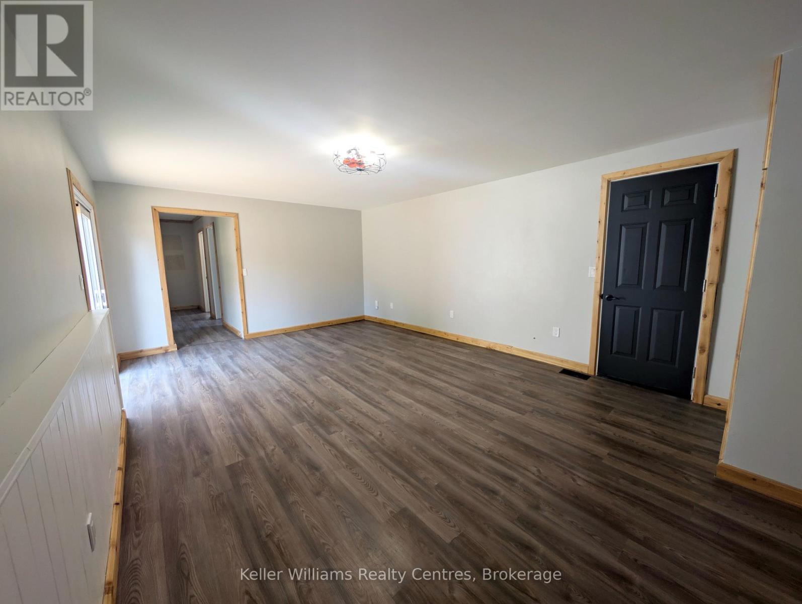 52 Queen Street W, South Bruce Peninsula, Ontario  N0H 1P0 - Photo 14 - X12251040