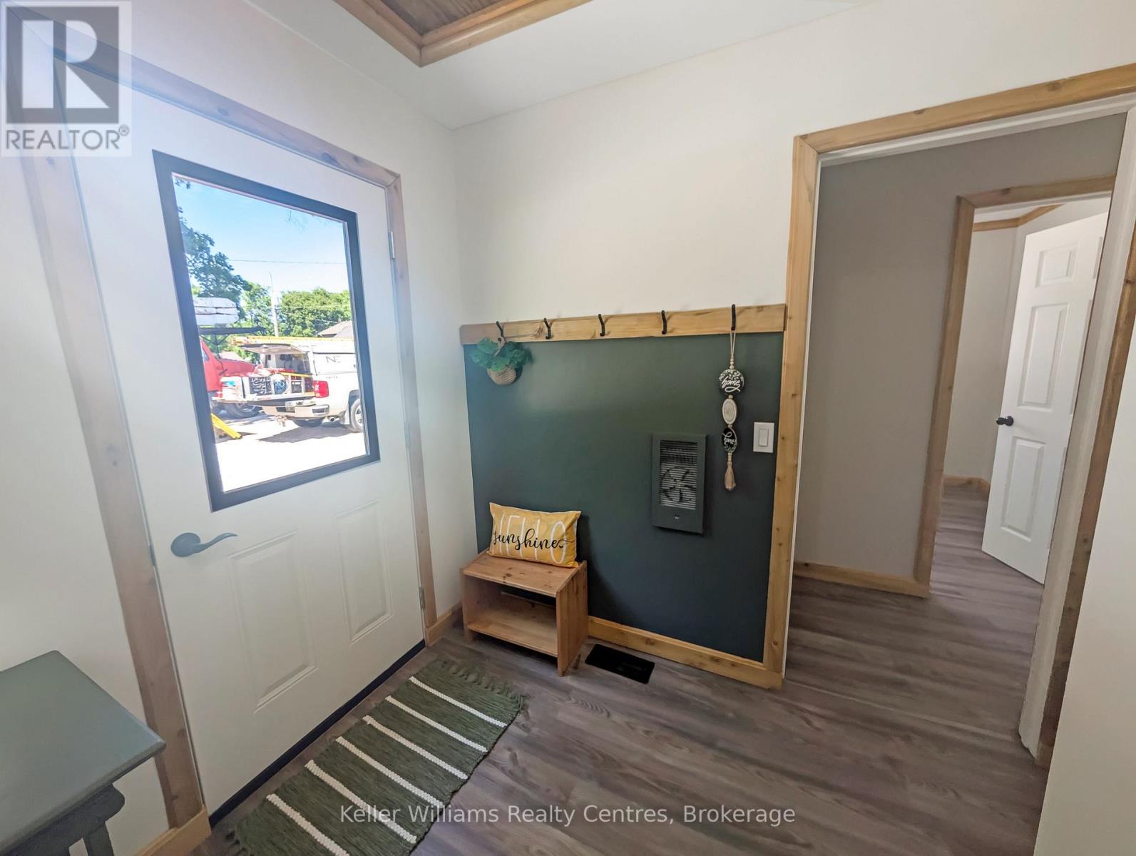52 Queen Street W, South Bruce Peninsula, Ontario  N0H 1P0 - Photo 12 - X12251040