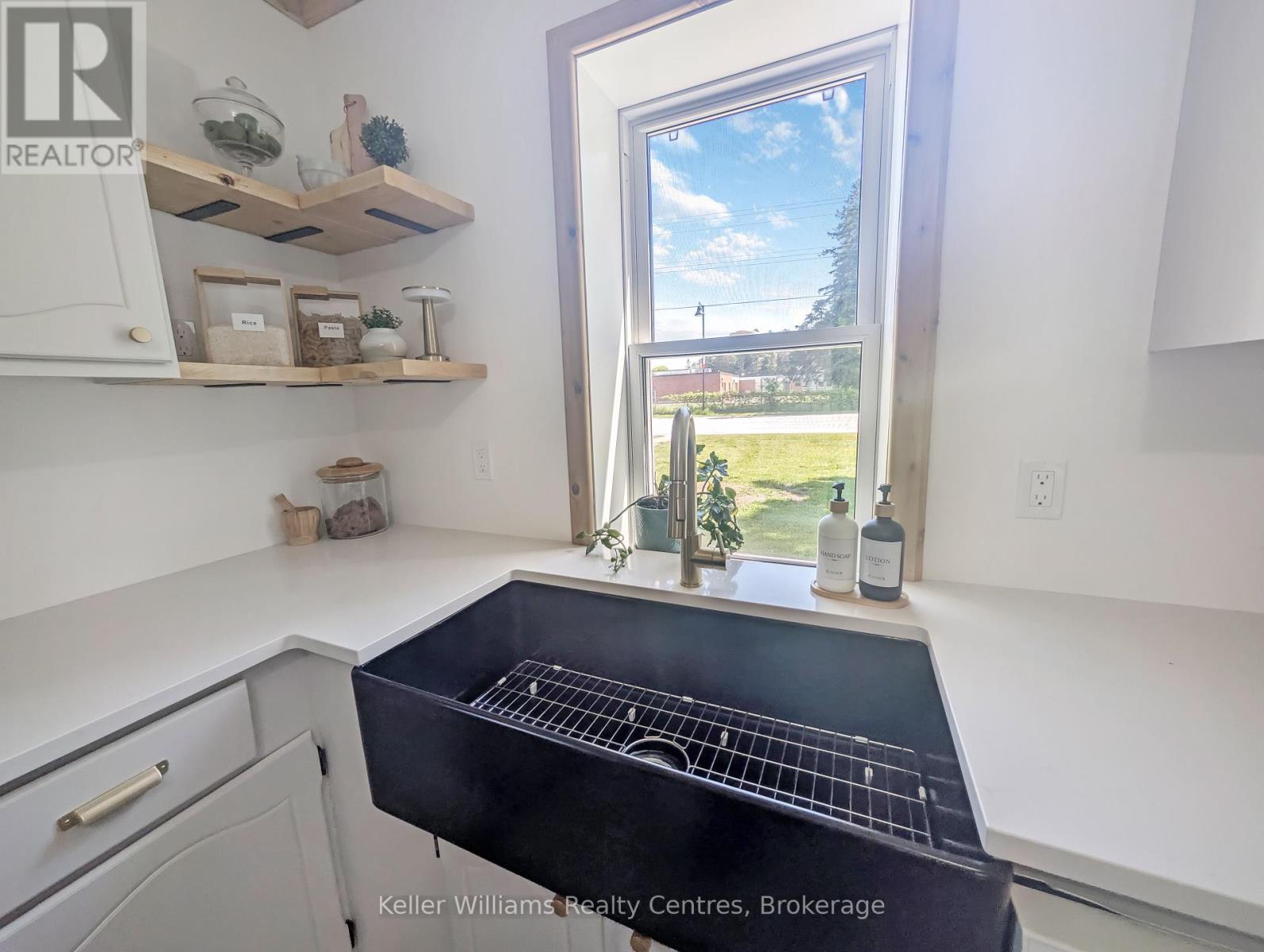52 Queen Street W, South Bruce Peninsula, Ontario  N0H 1P0 - Photo 18 - X12251040