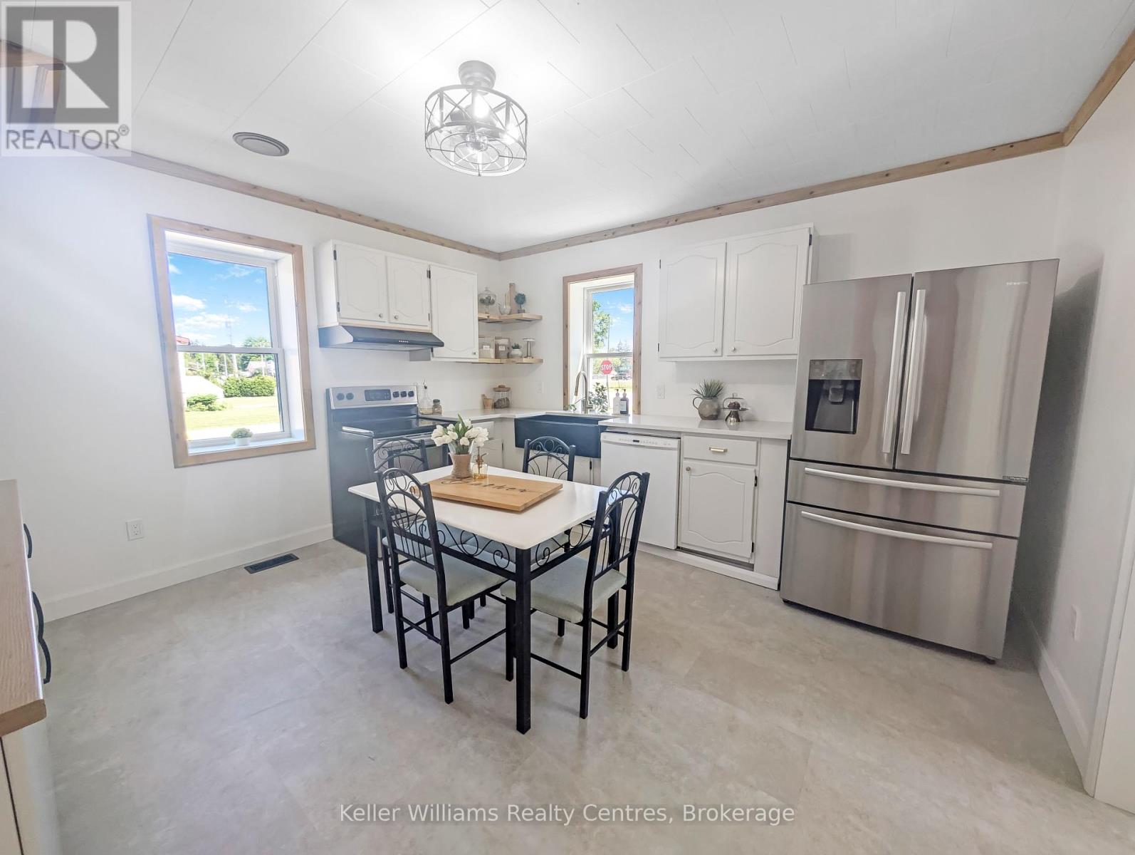 52 Queen Street W, South Bruce Peninsula, Ontario  N0H 1P0 - Photo 17 - X12251040