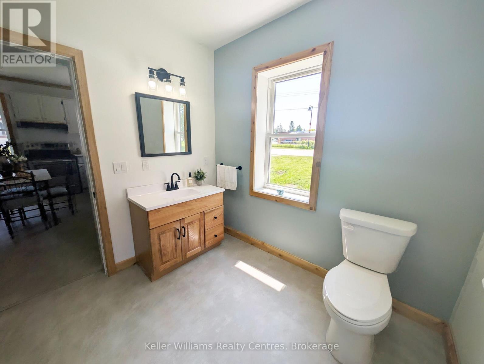 52 Queen Street W, South Bruce Peninsula, Ontario  N0H 1P0 - Photo 37 - X12251040