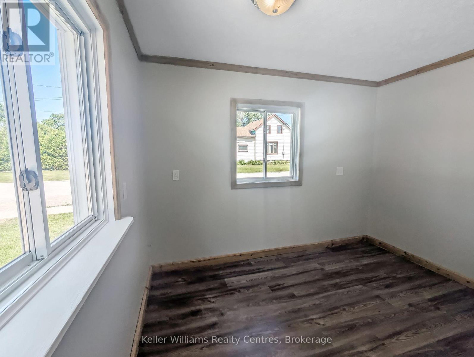 52 Queen Street W, South Bruce Peninsula, Ontario  N0H 1P0 - Photo 33 - X12251040