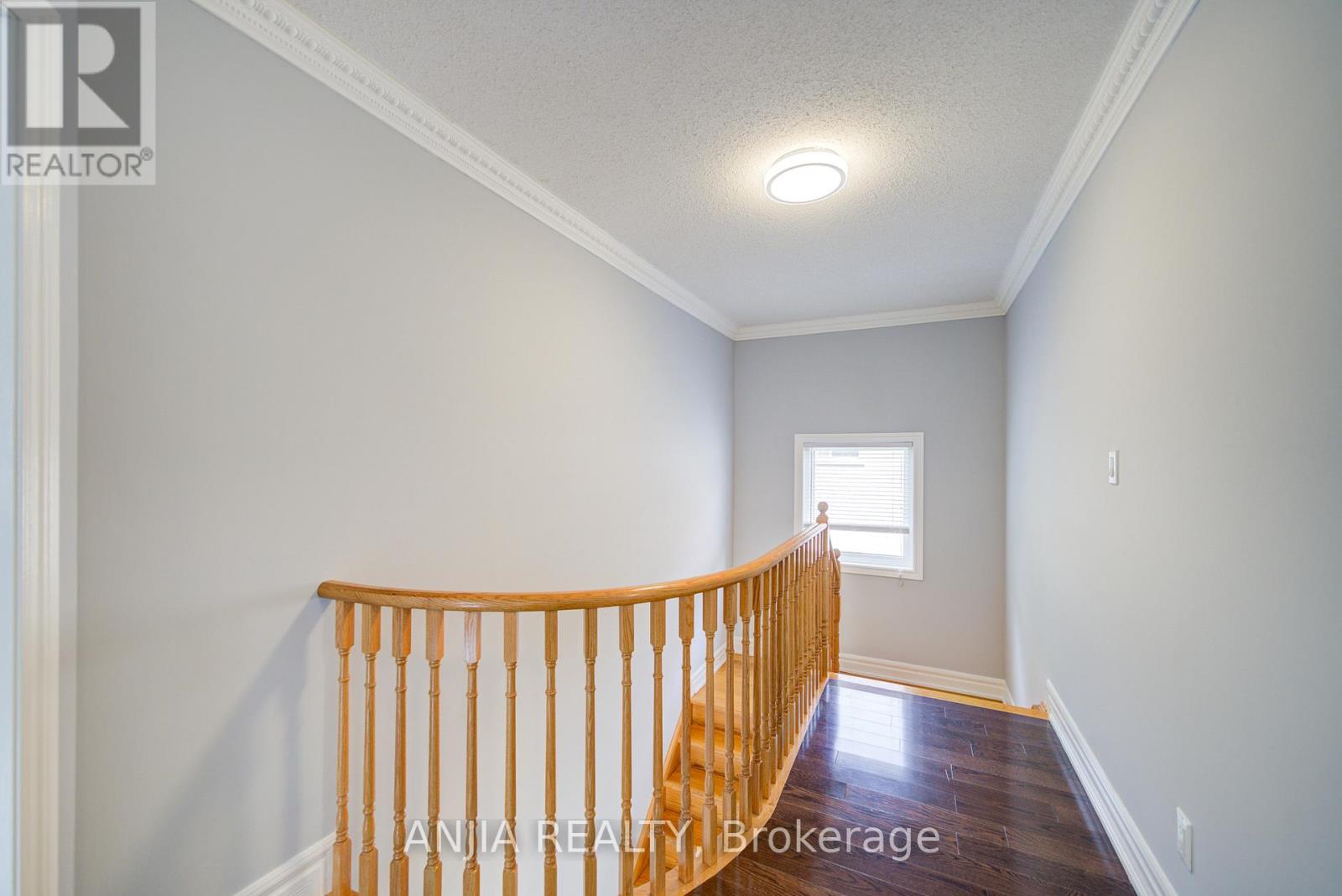 10 Thistledown Crescent, Whitby, Ontario  L1R 3P2 - Photo 12 - E12393387