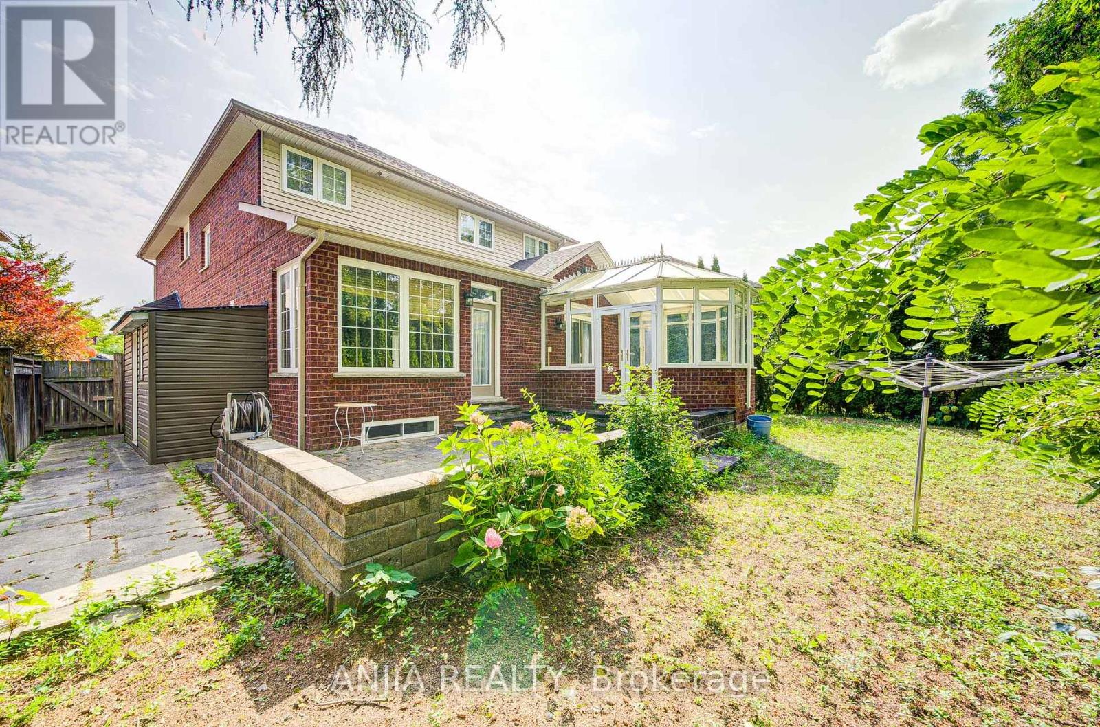 10 Thistledown Crescent, Whitby, Ontario  L1R 3P2 - Photo 30 - E12393387