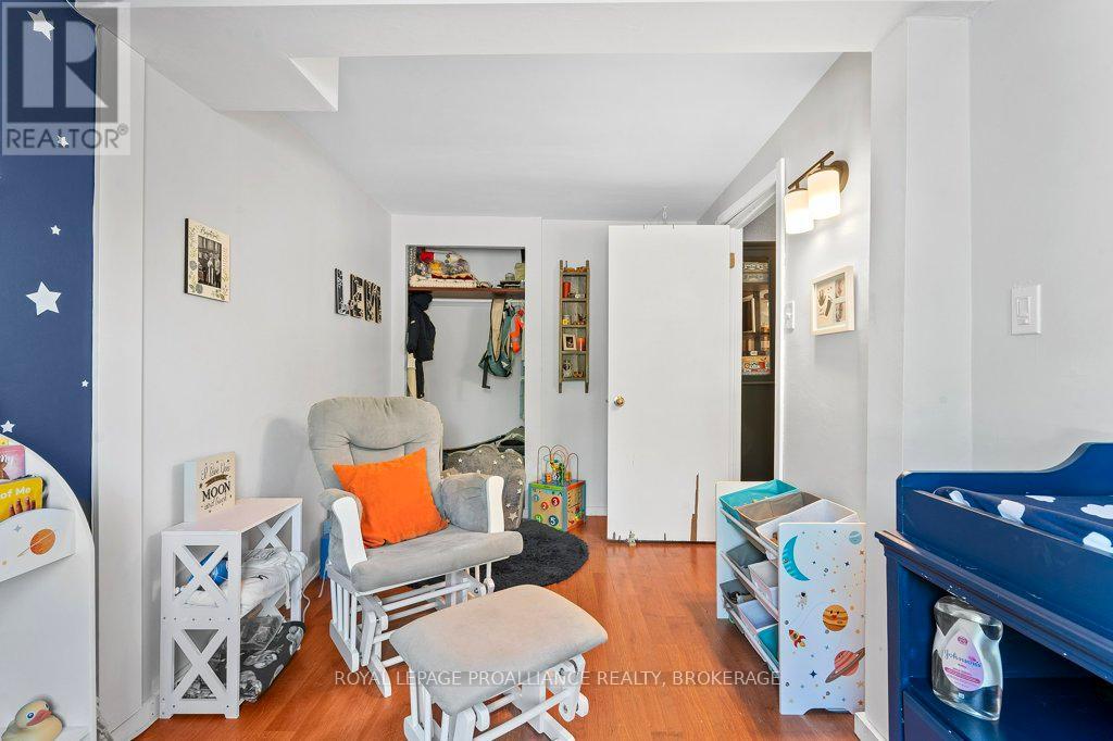 489 Alfred Street, Kingston, Ontario  K7K 4J4 - Photo 12 - X12393402