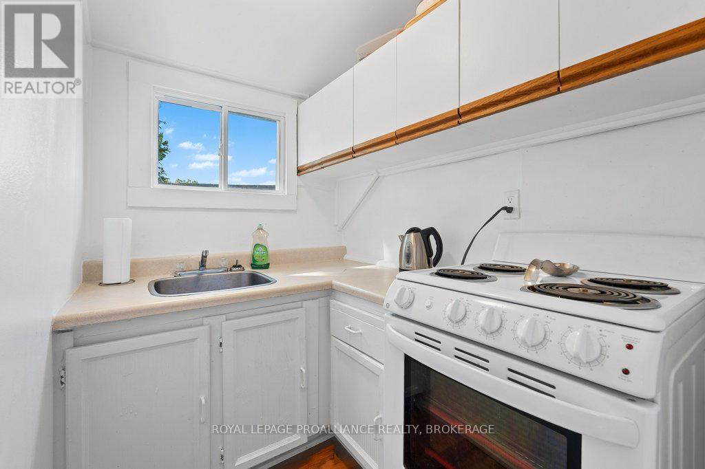 489 Alfred Street, Kingston, Ontario  K7K 4J4 - Photo 16 - X12393402