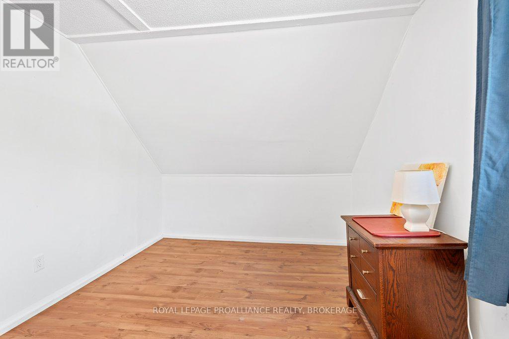 489 Alfred Street, Kingston, Ontario  K7K 4J4 - Photo 17 - X12393402