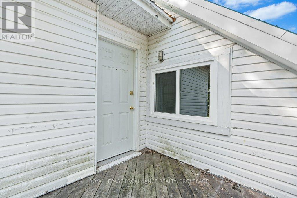 489 Alfred Street, Kingston, Ontario  K7K 4J4 - Photo 24 - X12393402