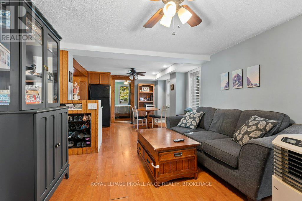 489 Alfred Street, Kingston, Ontario  K7K 4J4 - Photo 5 - X12393402