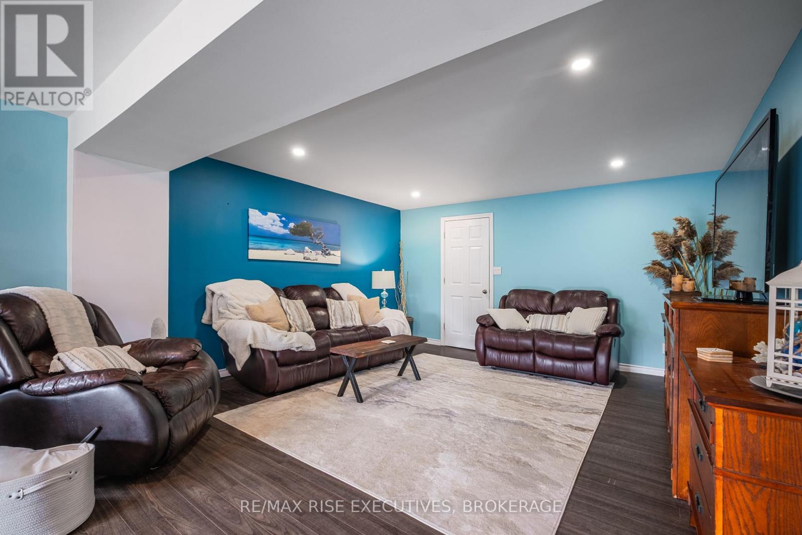 134 Islandview Drive, Loyalist, Ontario  K7N 0A5 - Photo 26 - X12393446