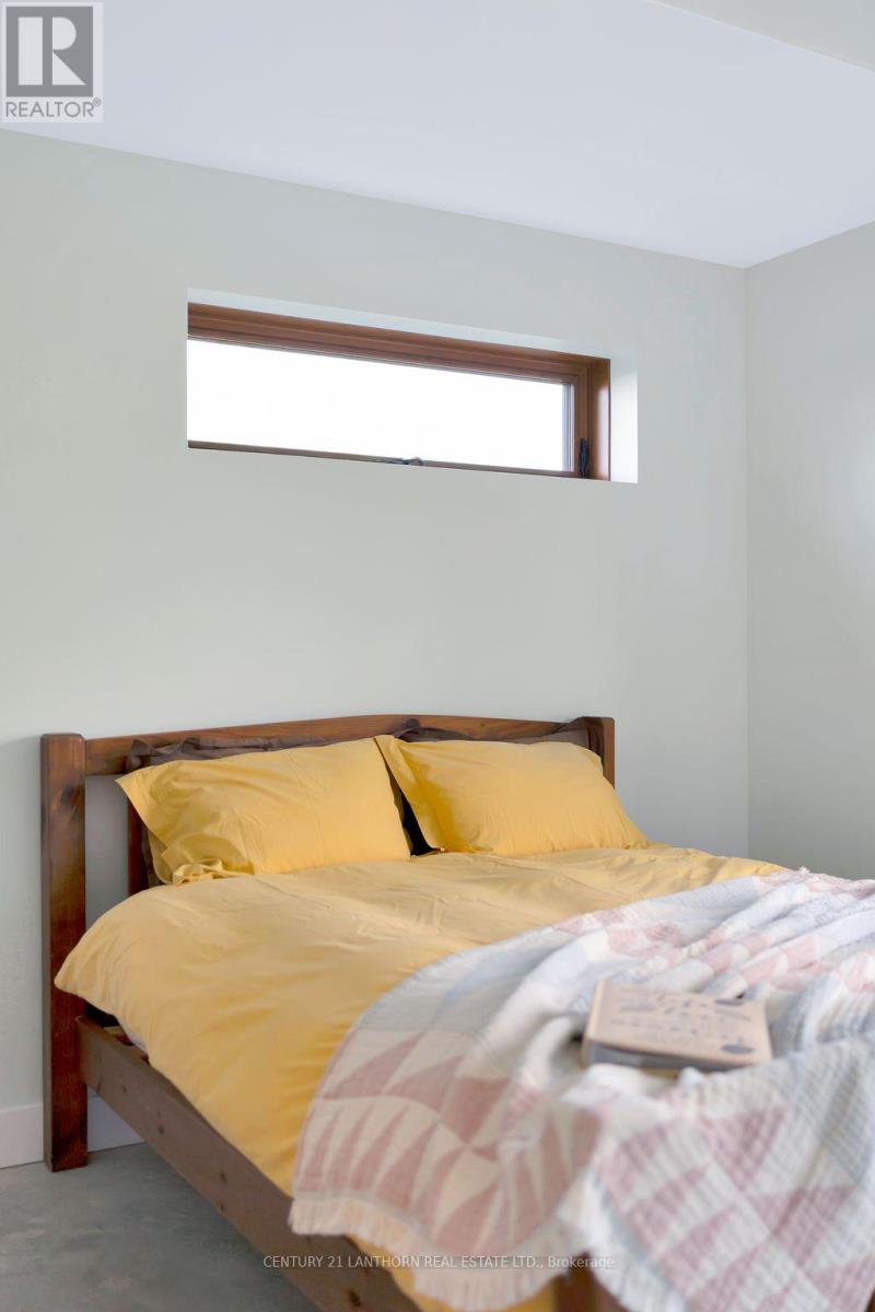 581 Frankford Road, Quinte West (Frankford Ward), Ontario  K0K 2B0 - Photo 32 - X12393418