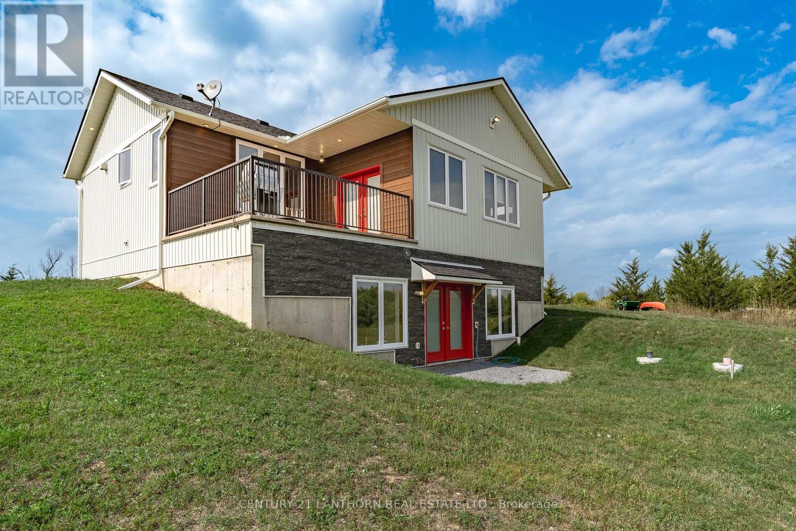 581 Frankford Road, Quinte West (Frankford Ward), Ontario  K0K 2B0 - Photo 5 - X12393418