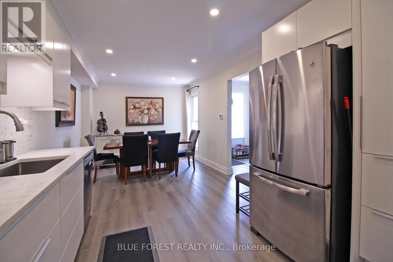 8 - 590 Millbank Drive, London South, Ontario  N6E 2H2 - Photo 11 - X12393417