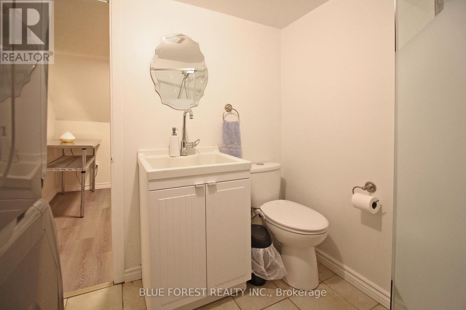 8 - 590 Millbank Drive, London South, Ontario  N6E 2H2 - Photo 26 - X12393417