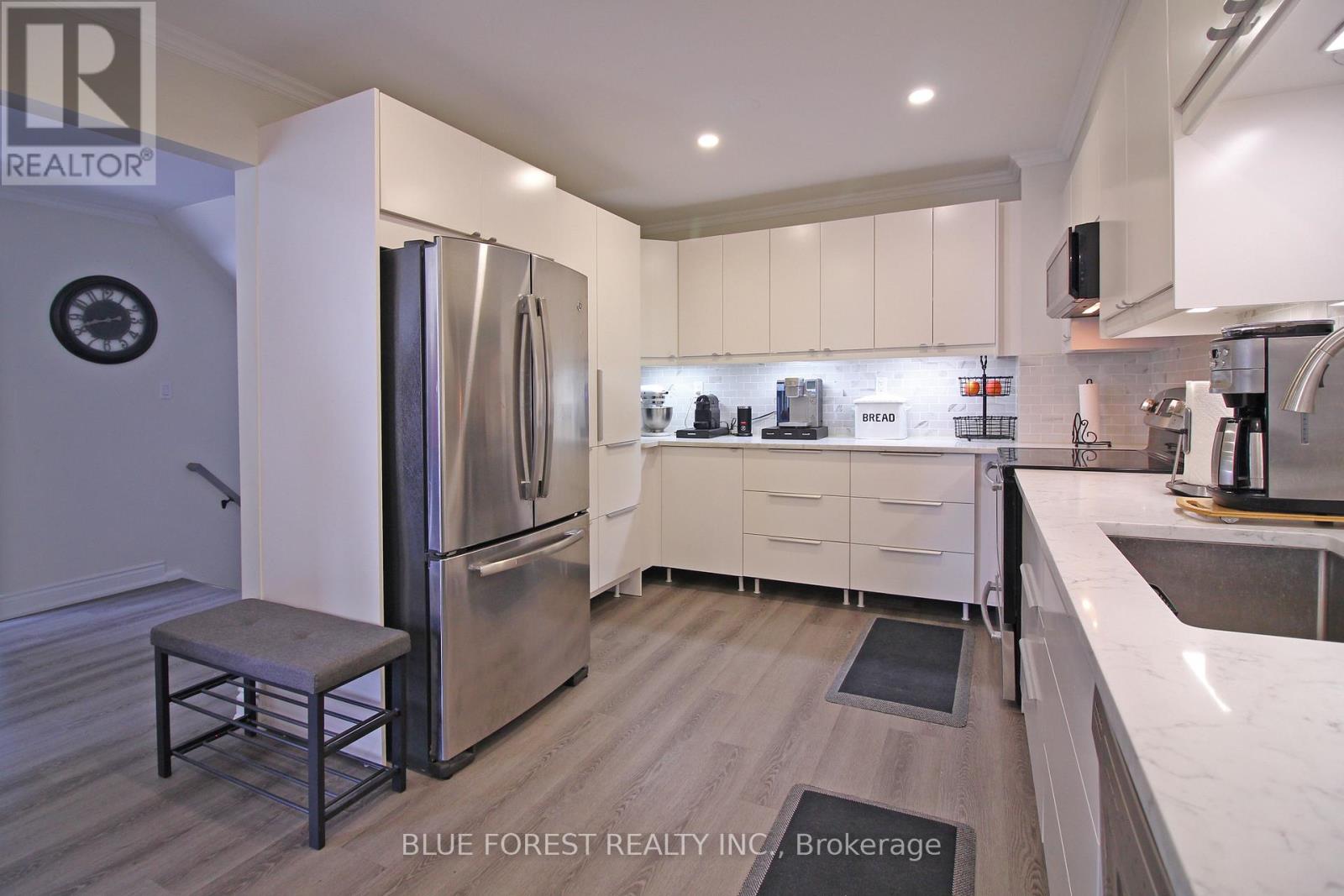 8 - 590 Millbank Drive, London South, Ontario  N6E 2H2 - Photo 9 - X12393417