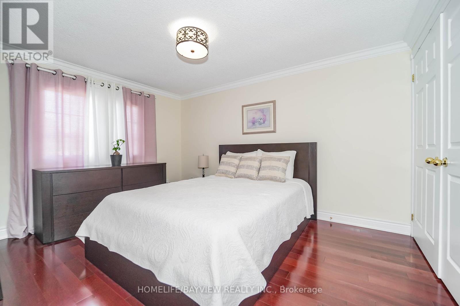 63 Seaton Drive, Aurora, Ontario  L4G 3W9 - Photo 41 - N12393376