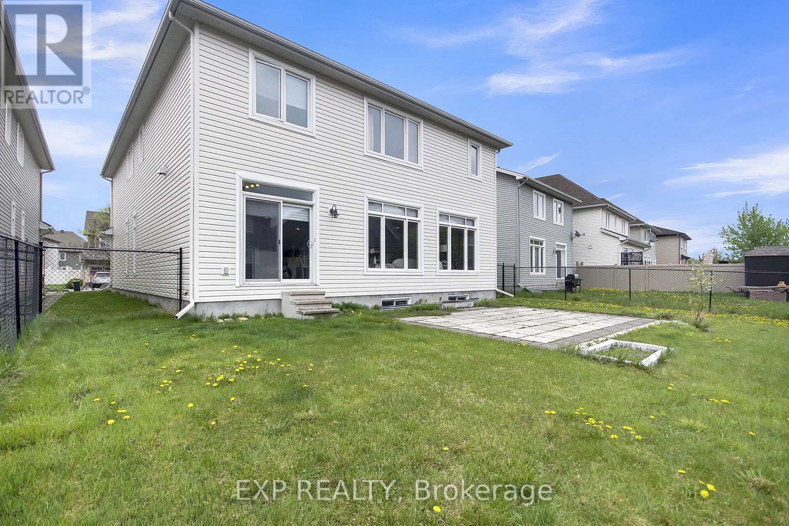 132 Gracewood Crescent, Ottawa, Ontario  K1T 0J5 - Photo 45 - X12393429