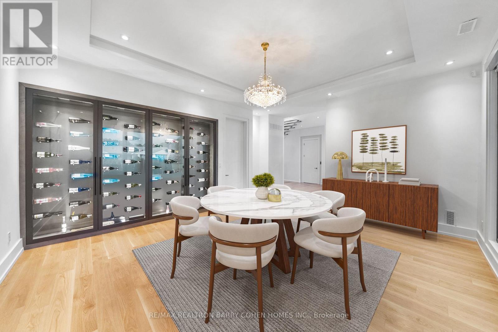 28 Brian Cliff Drive, Toronto, Ontario  M3B 2G2 - Photo 6 - C12368137