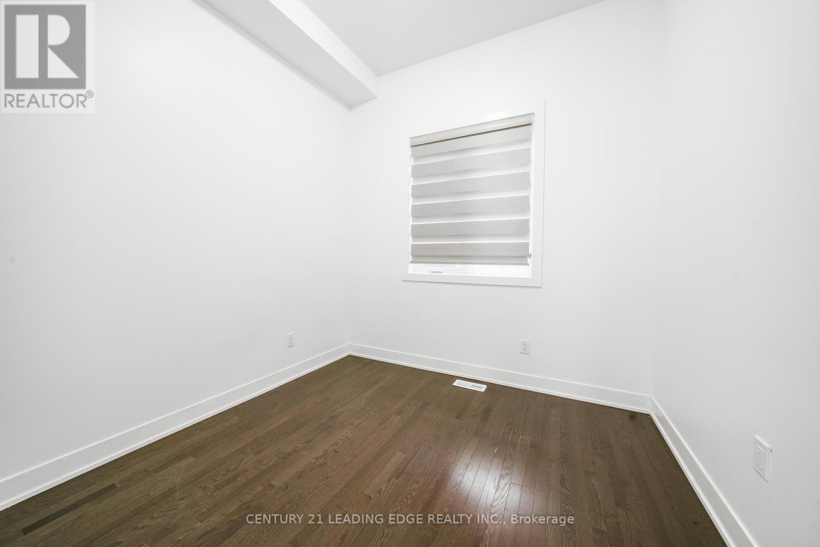 77 Kentledge Avenue, East Gwillimbury, Ontario  L9N 0V9 - Photo 12 - N12363953