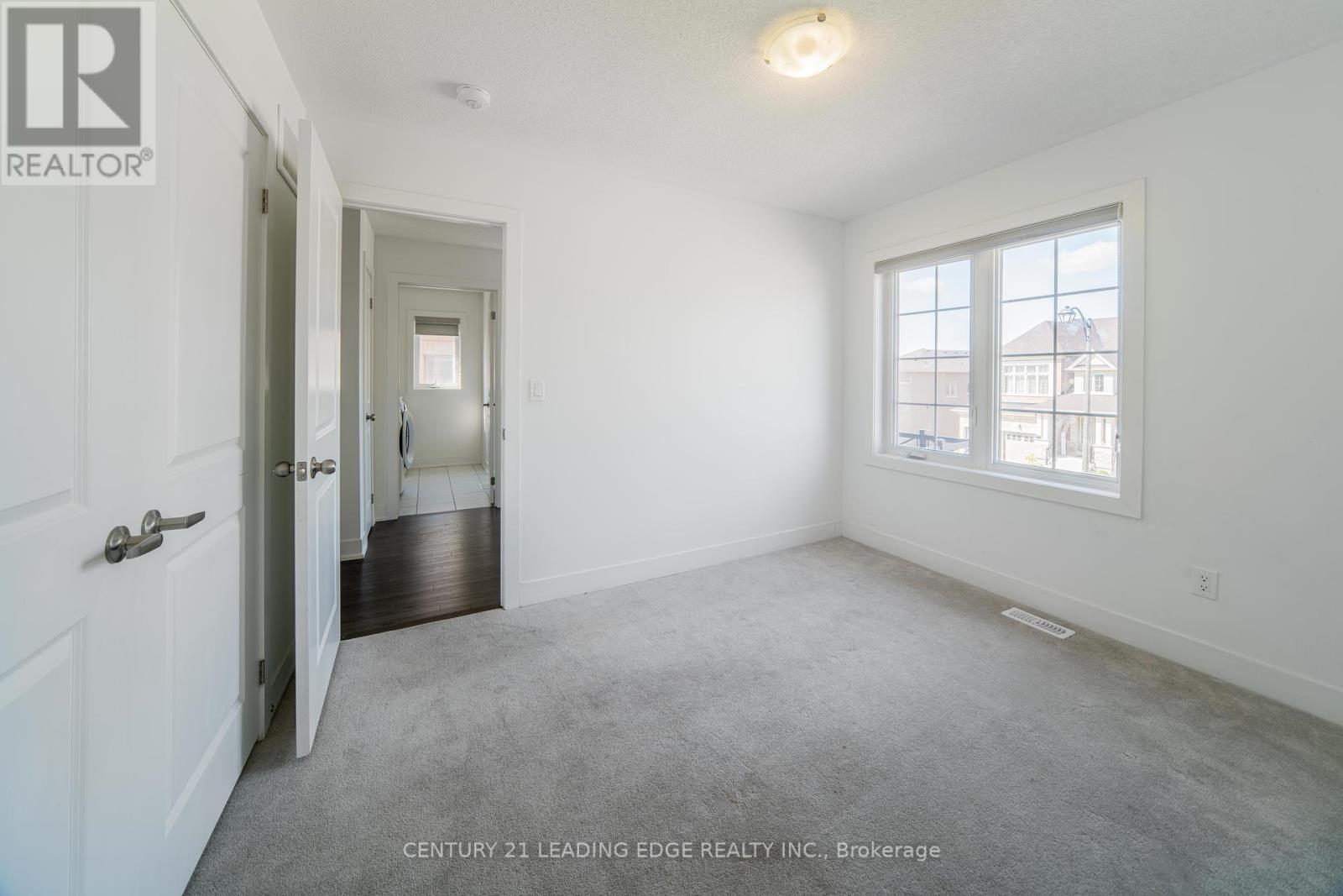 77 Kentledge Avenue, East Gwillimbury, Ontario  L9N 0V9 - Photo 21 - N12363953