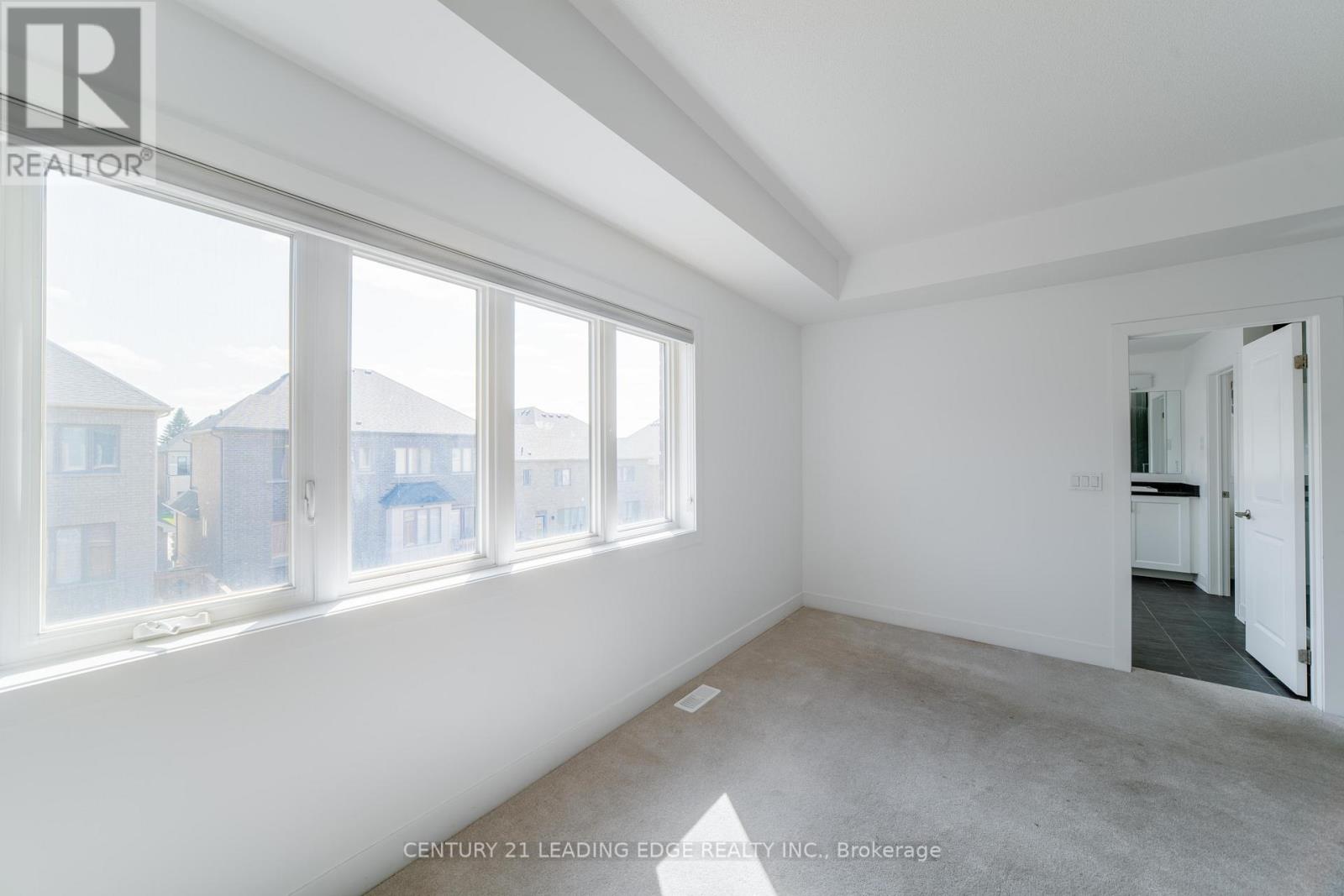 77 Kentledge Avenue, East Gwillimbury, Ontario  L9N 0V9 - Photo 34 - N12363953