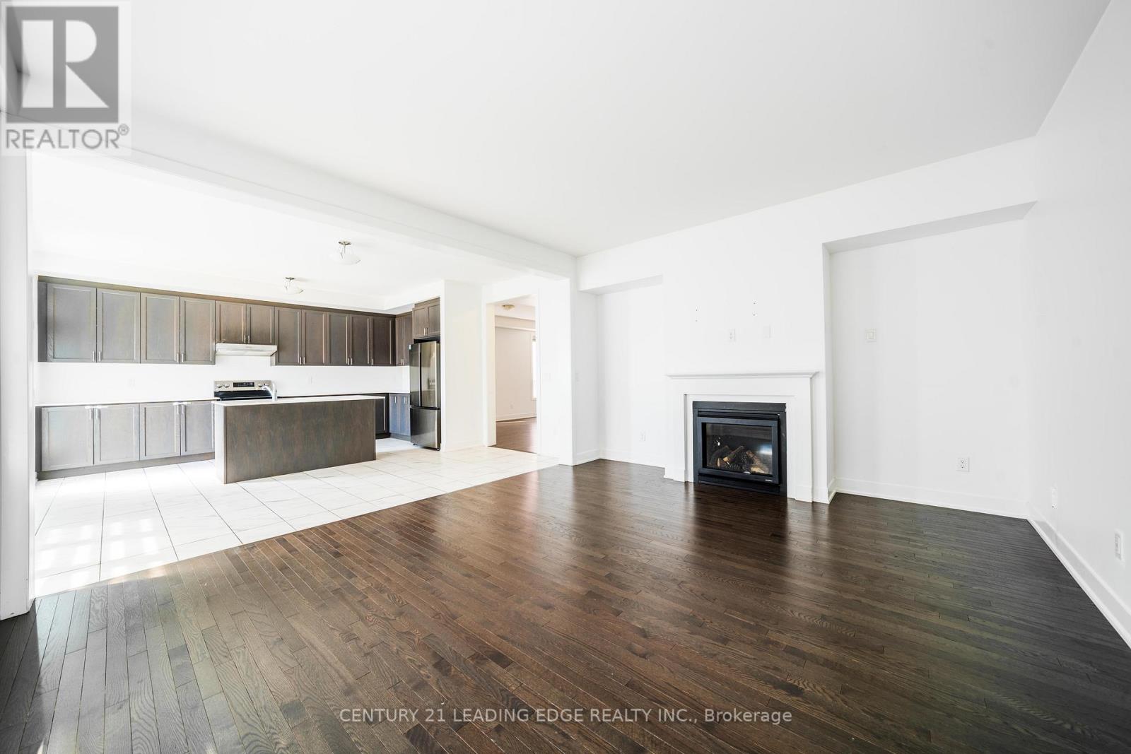 77 Kentledge Avenue, East Gwillimbury, Ontario  L9N 0V9 - Photo 6 - N12363953