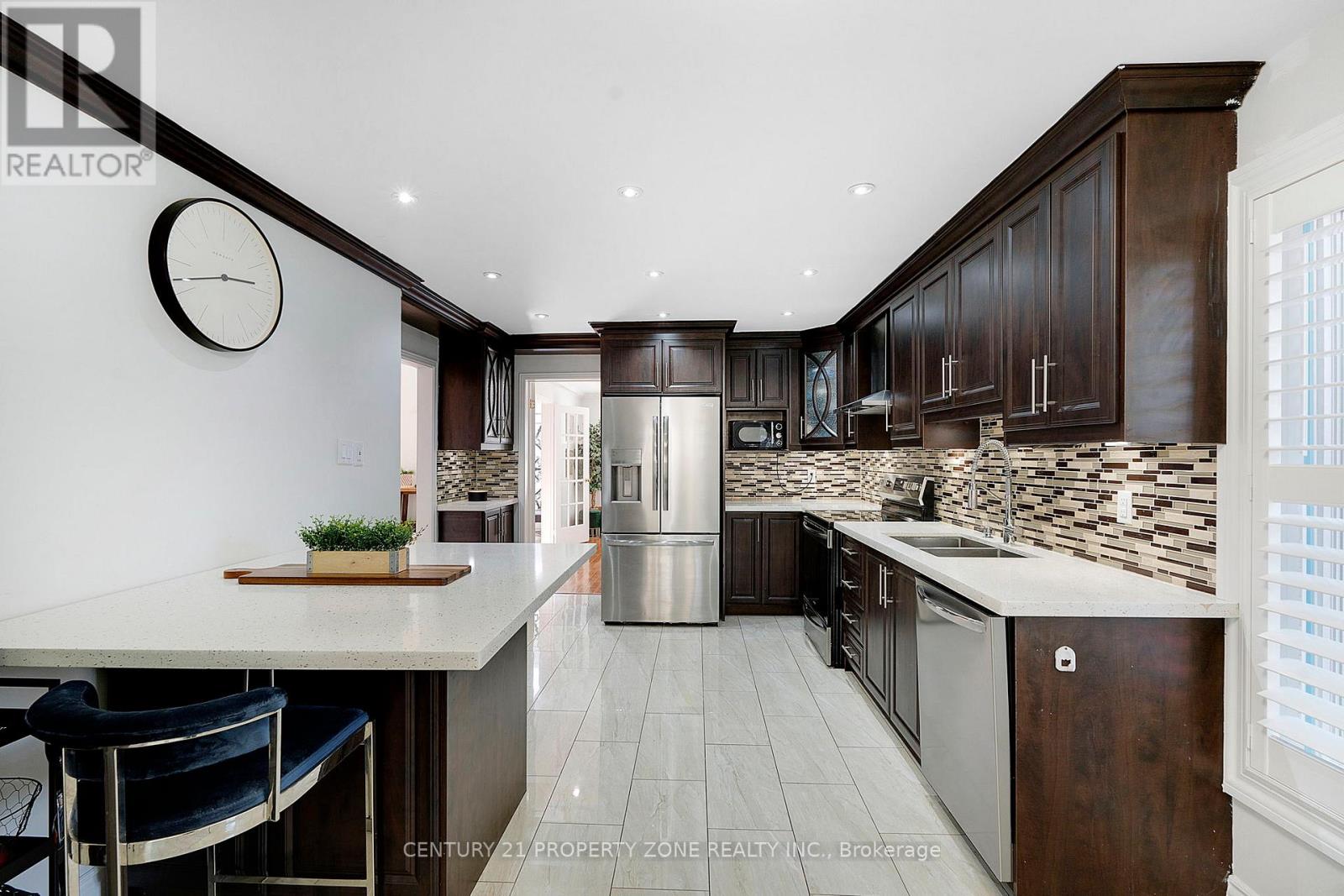 45 Nottingham Crescent, Brampton (Westgate), Ontario  L6S 4G3 - Photo 13 - W12393371