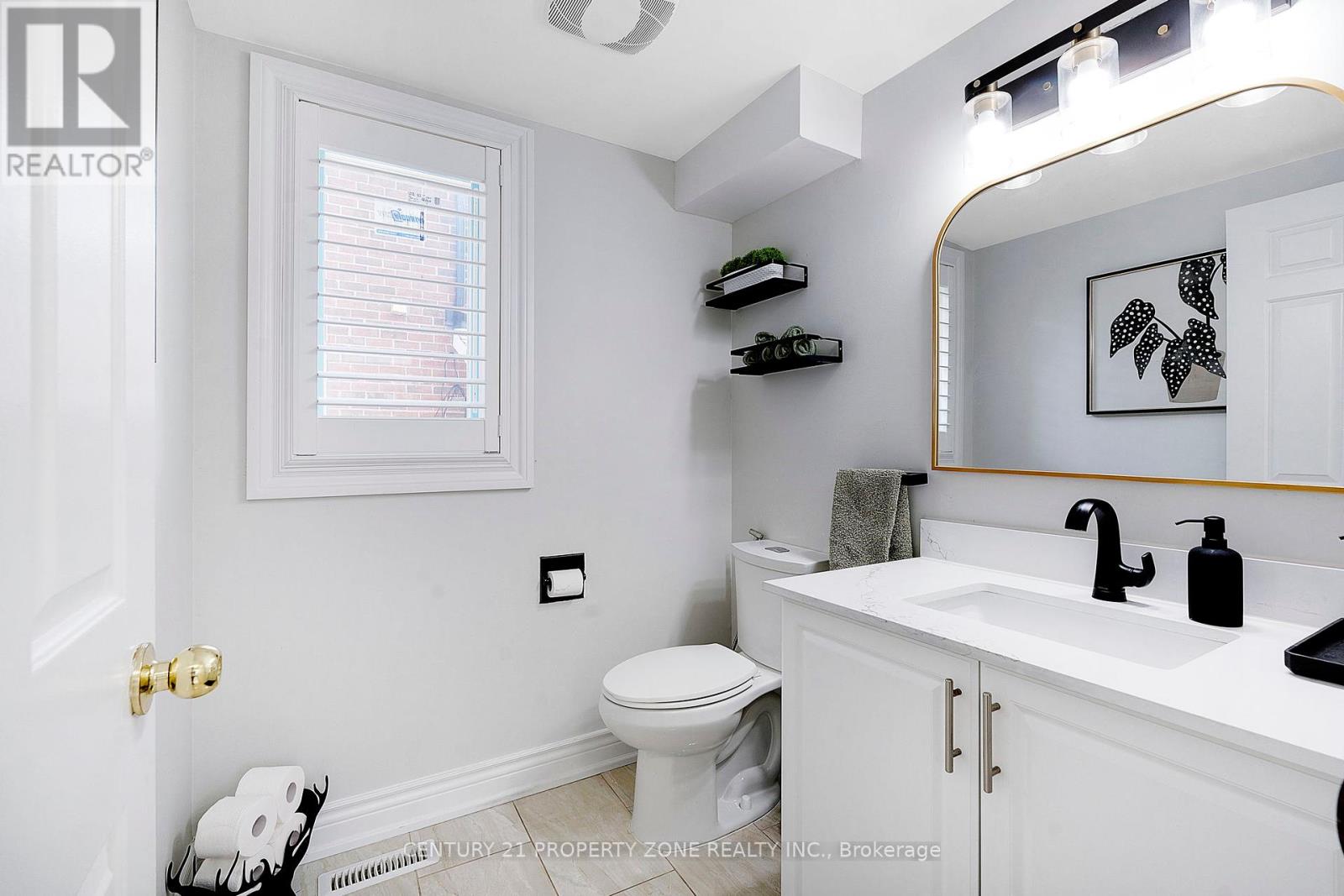 45 Nottingham Crescent, Brampton (Westgate), Ontario  L6S 4G3 - Photo 18 - W12393371