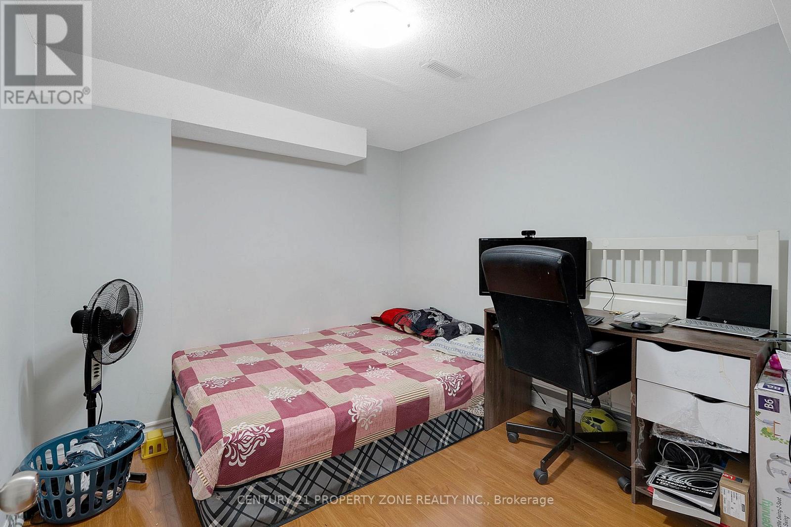45 Nottingham Crescent, Brampton (Westgate), Ontario  L6S 4G3 - Photo 38 - W12393371
