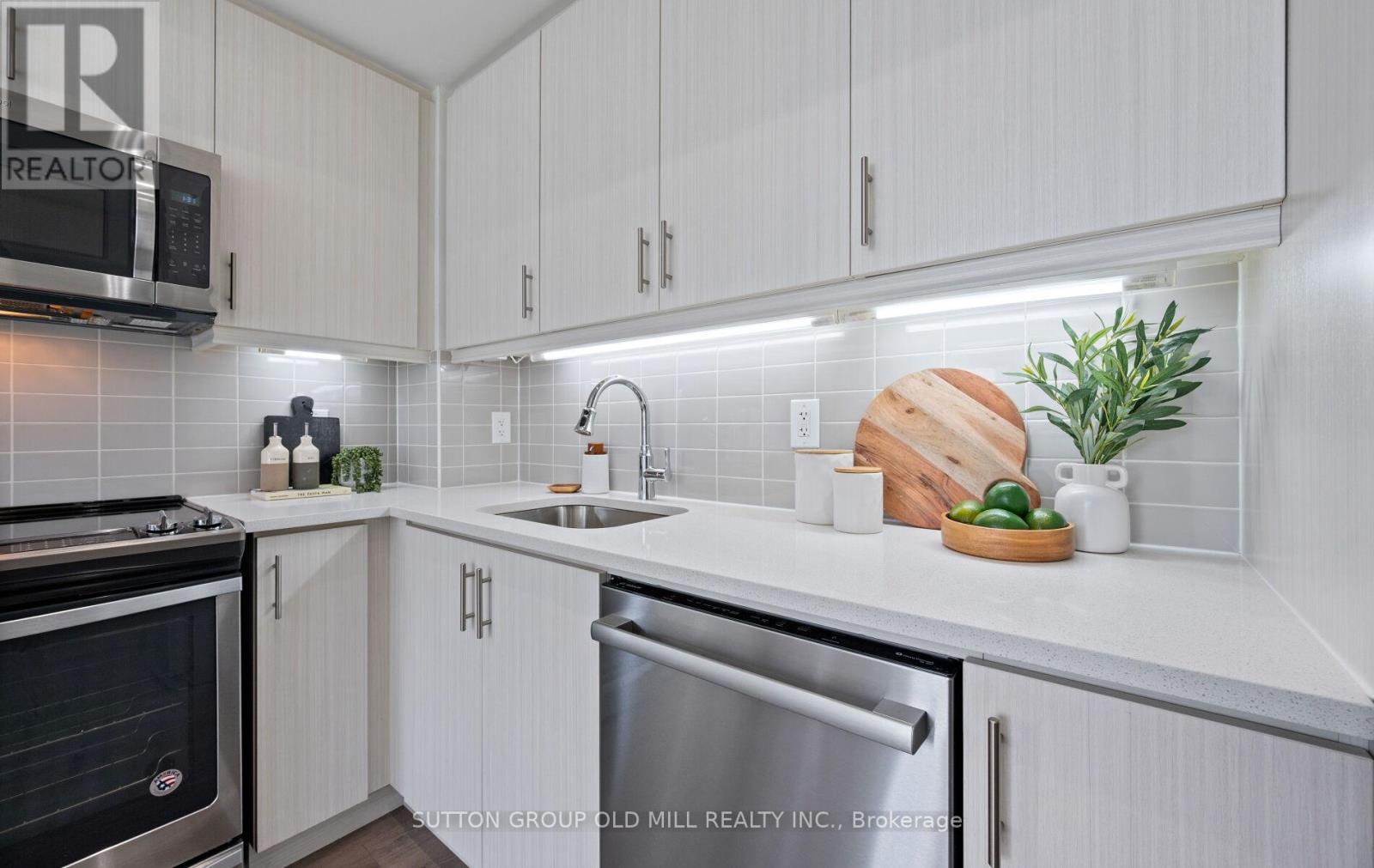 2308 - 17 Zorra Street, Toronto, Ontario  M8Z 4Z6 - Photo 30 - W12393385