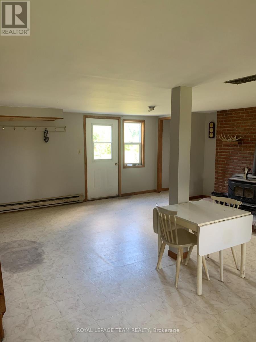 227 Ireland Road, Merrickville-Wolford, Ontario  K0G 1G0 - Photo 18 - X12371256