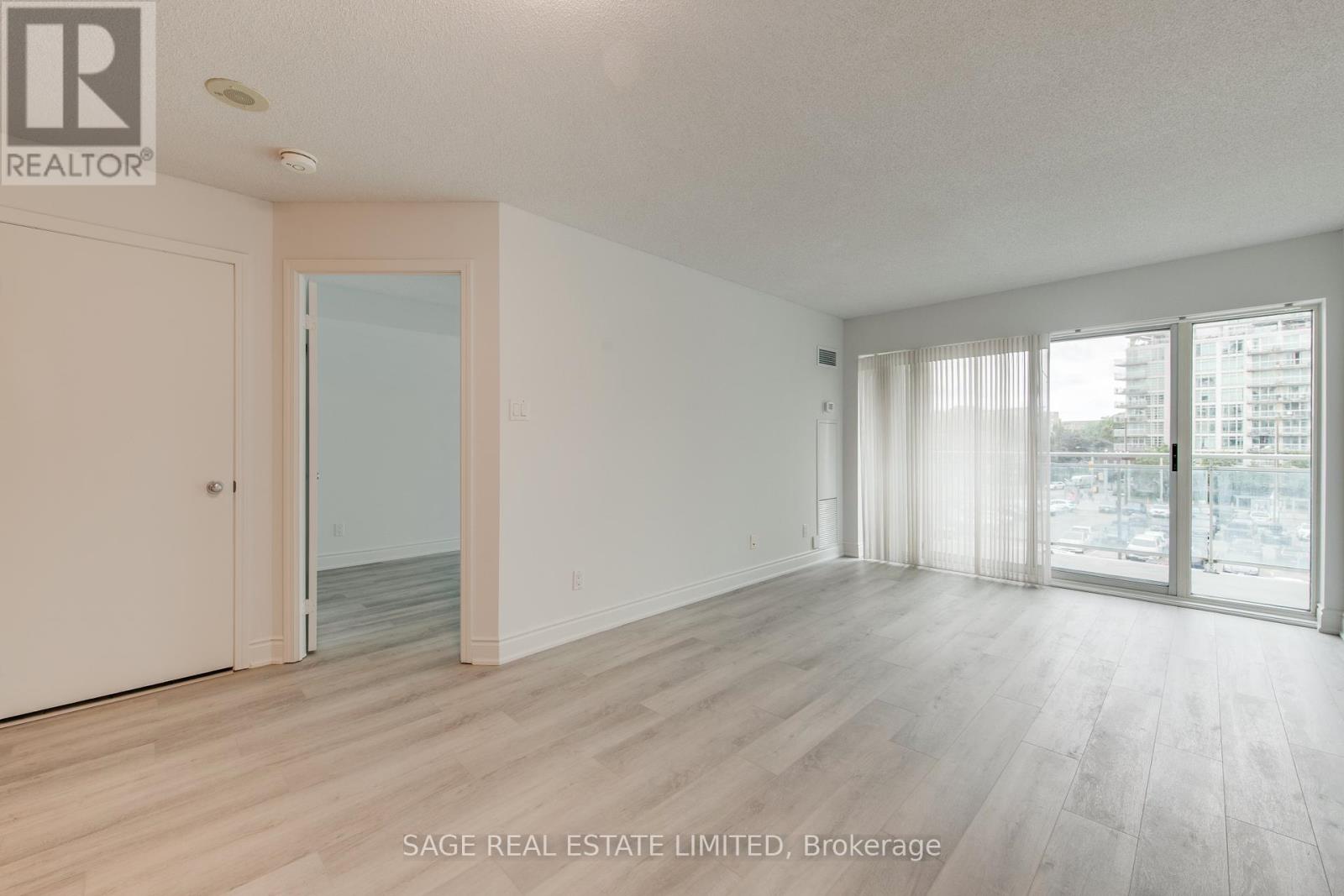 531 - 600 Queens Quay W, Toronto (Waterfront Communities), Ontario  M5V 3M3 - Photo 2 - C12393419
