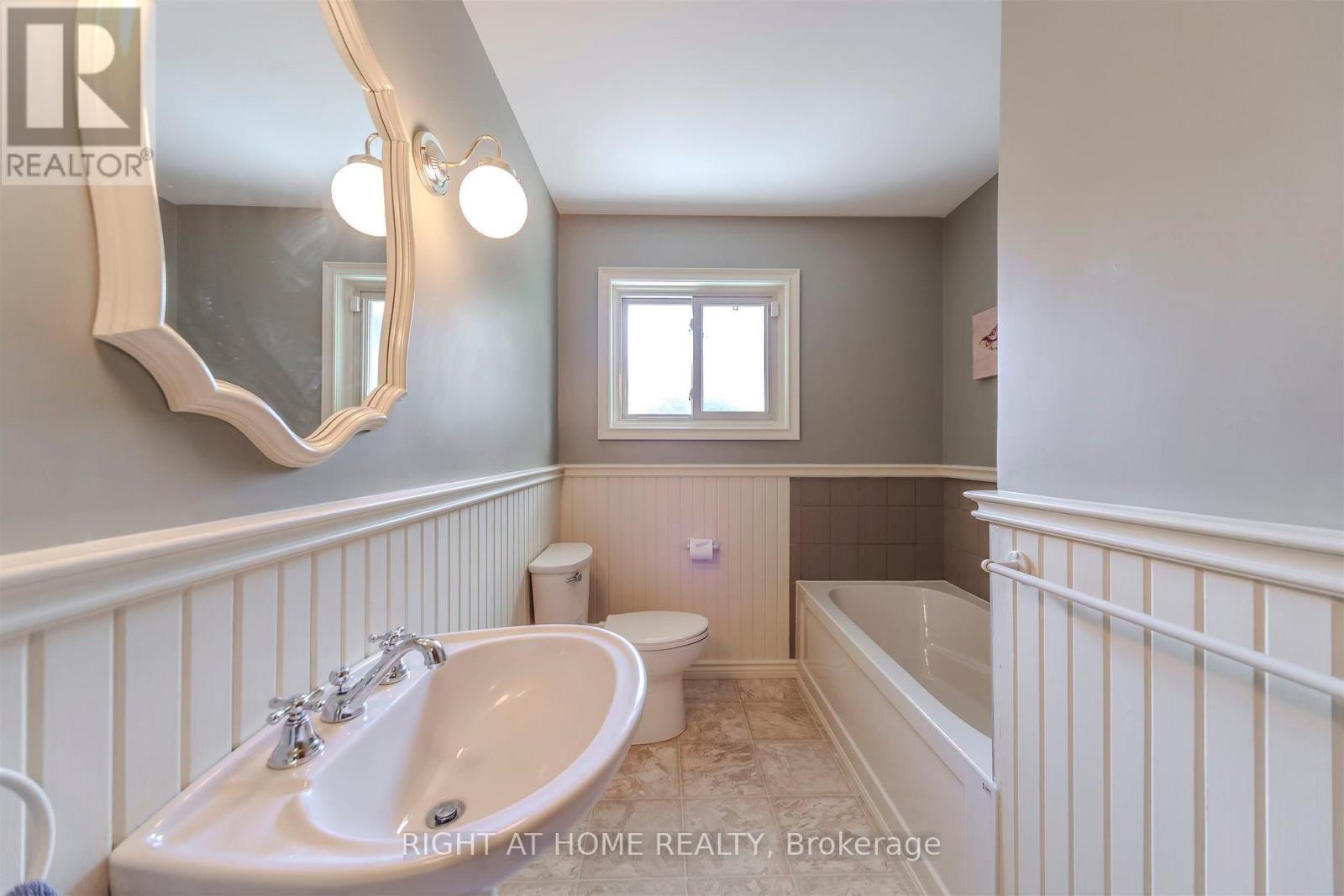 596 Wychwood Street, Oshawa, Ontario  L1G 2T3 - Photo 28 - E12393440