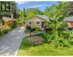 596 WYCHWOOD STREET, Oshawa, Ontario