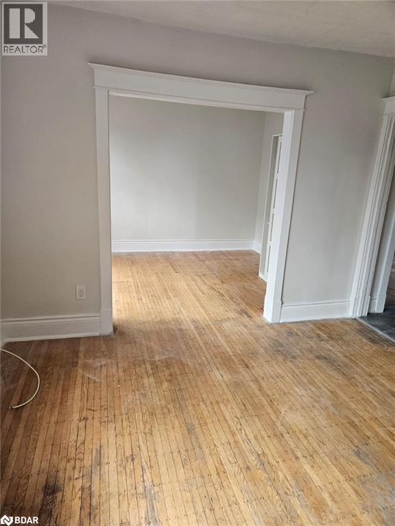 985 Main Street E, Hamilton, Ontario  L8M 1N3 - Photo 3 - 40766381