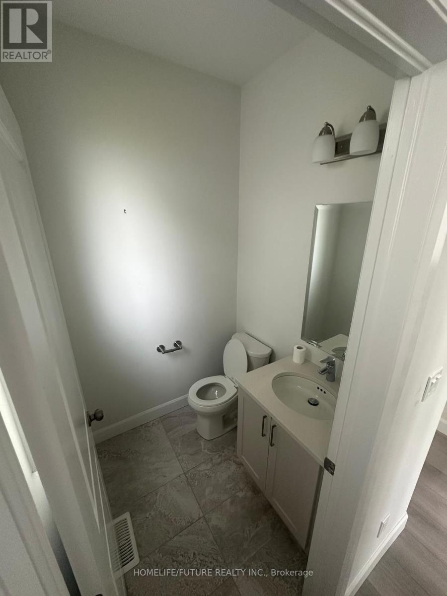 51 Erie Court, Loyalist, Ontario  K7N 0E3 - Photo 10 - X12391376