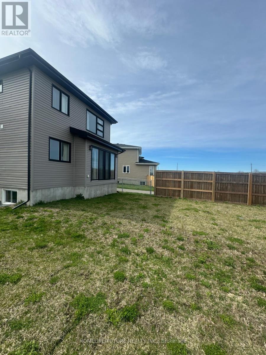 51 Erie Court, Loyalist, Ontario  K7N 0E3 - Photo 12 - X12391376