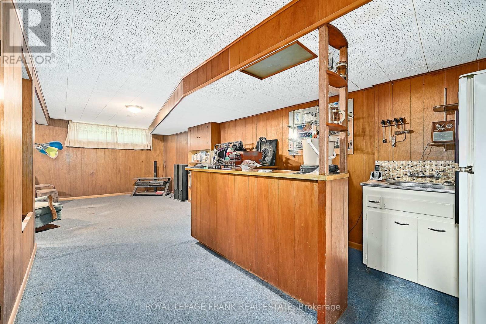 28 Winnipeg Road, Toronto, Ontario  M9P 2E4 - Photo 20 - W12393513