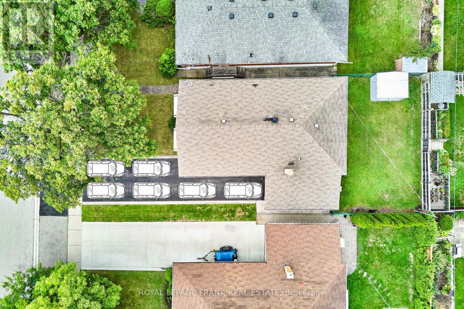 28 Winnipeg Road, Toronto, Ontario  M9P 2E4 - Photo 27 - W12393513