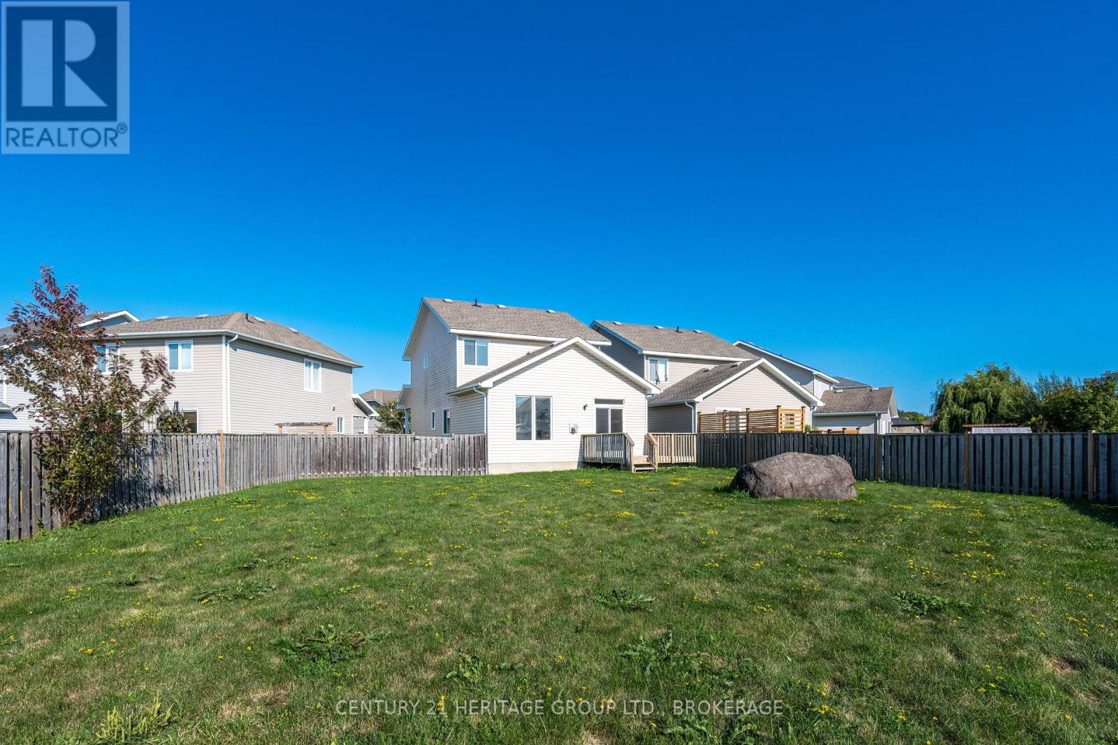 Property at 724 MARGARET WAY image 4